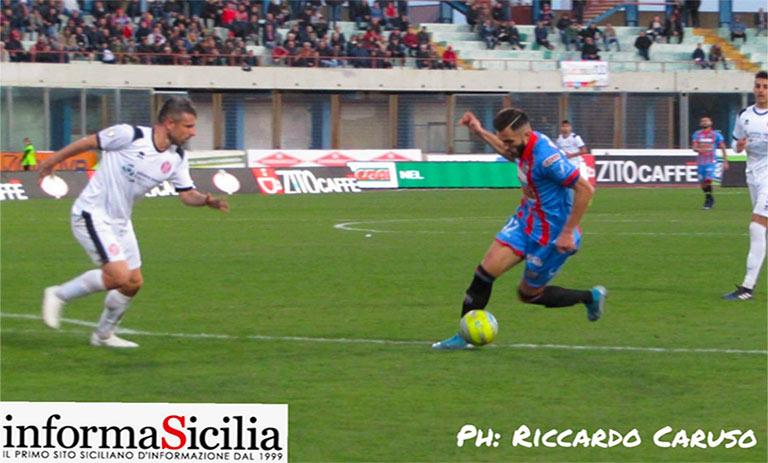 Catania-Rende 1-0, sesto posto
