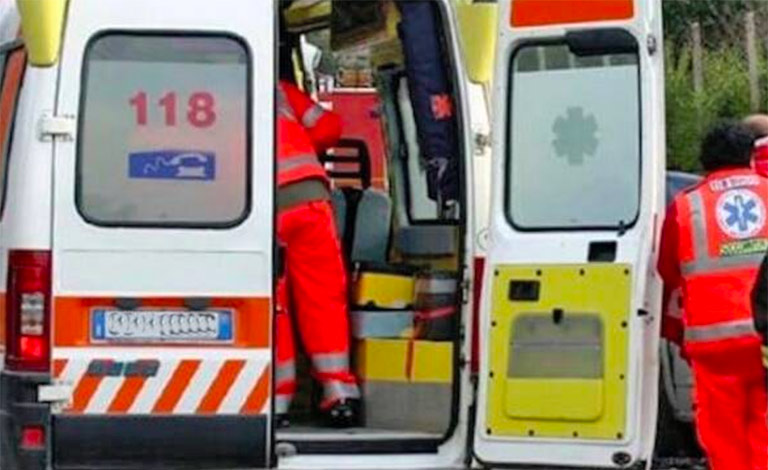 Bus contro auto a Castelvetrano, un morto