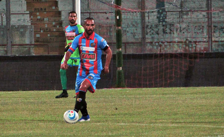 Calcio Catania, Vicente esce dalla compagine etnea