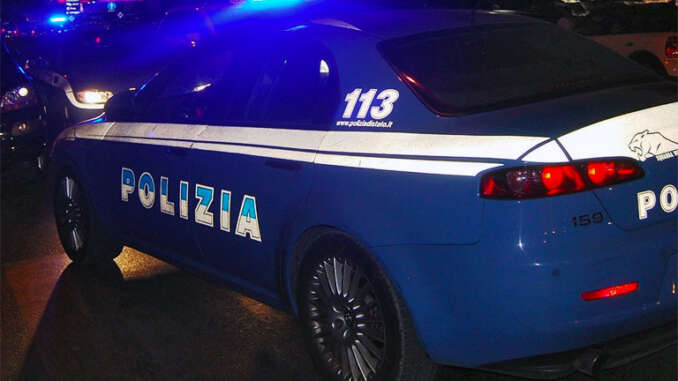 Agguato a Catania, gli sparano sotto casa