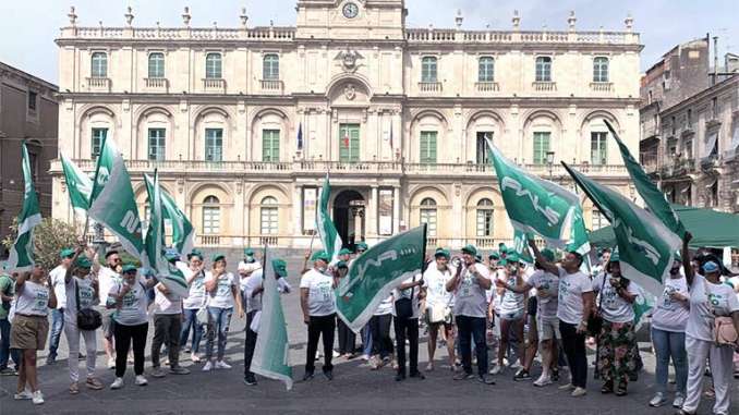 Fials-Sanità protesta in piazza Università a Catania